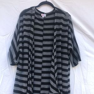 LuLaRoe Lindsey Kimono